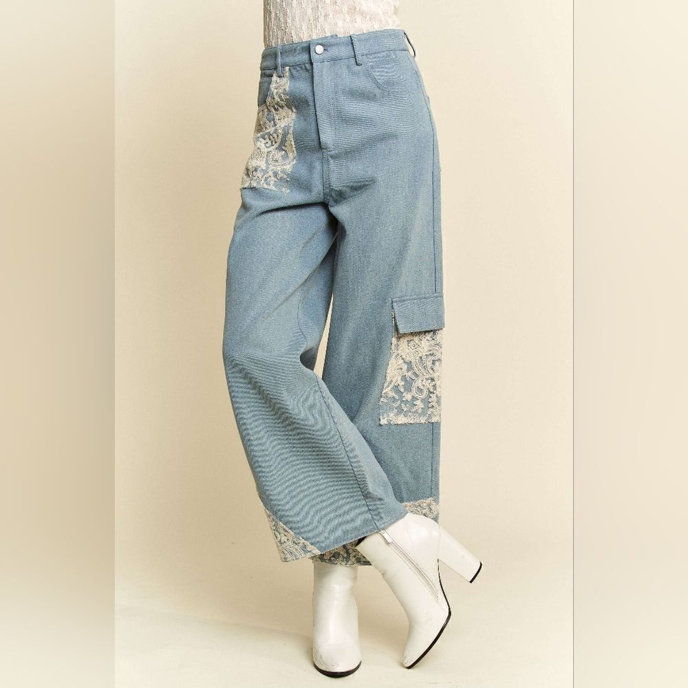 *Davi & Dani Lace Applique Wide Leg Jeans in sz M L - Picture 9 of 10